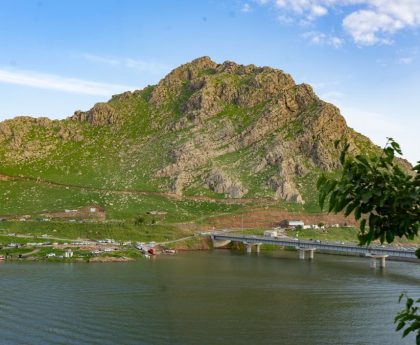 Breathtaking view of a mountain and lake in Kurdistan, perfect for nature enthusiasts and travelers.
